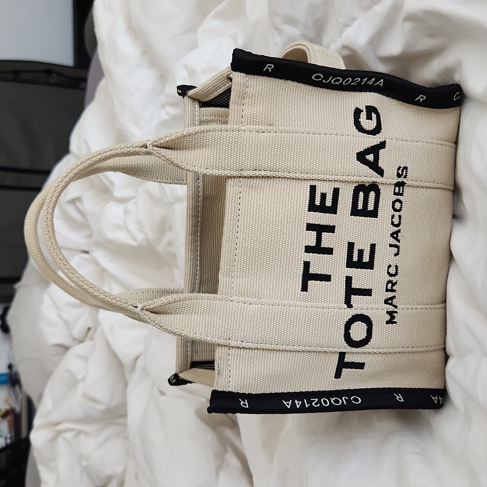 Marc Jacob Tote Bag (Small)